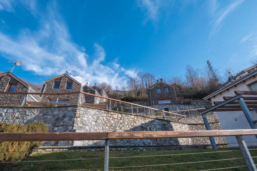 Magic Lake View With Beautiful Pool Area Bellano Luaran gambar