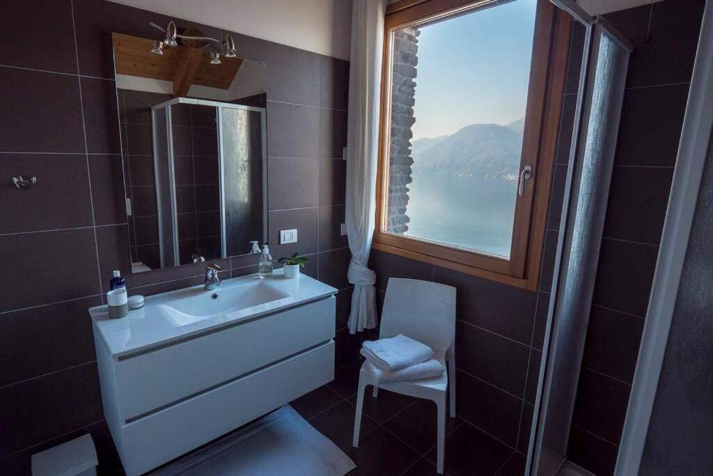 Magic Lake View With Beautiful Pool Area Bellano Luaran gambar